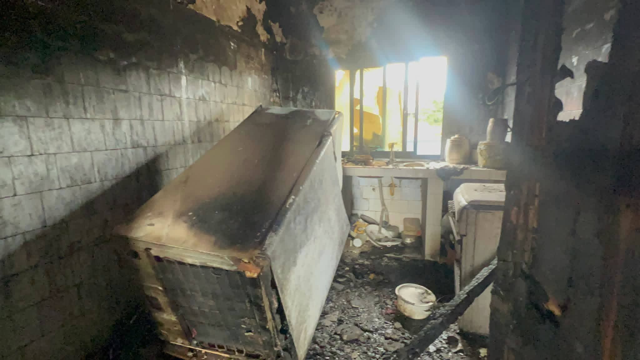 4 morts et des dégâts matériels importants lors d'un incendie à Simbayah_école .